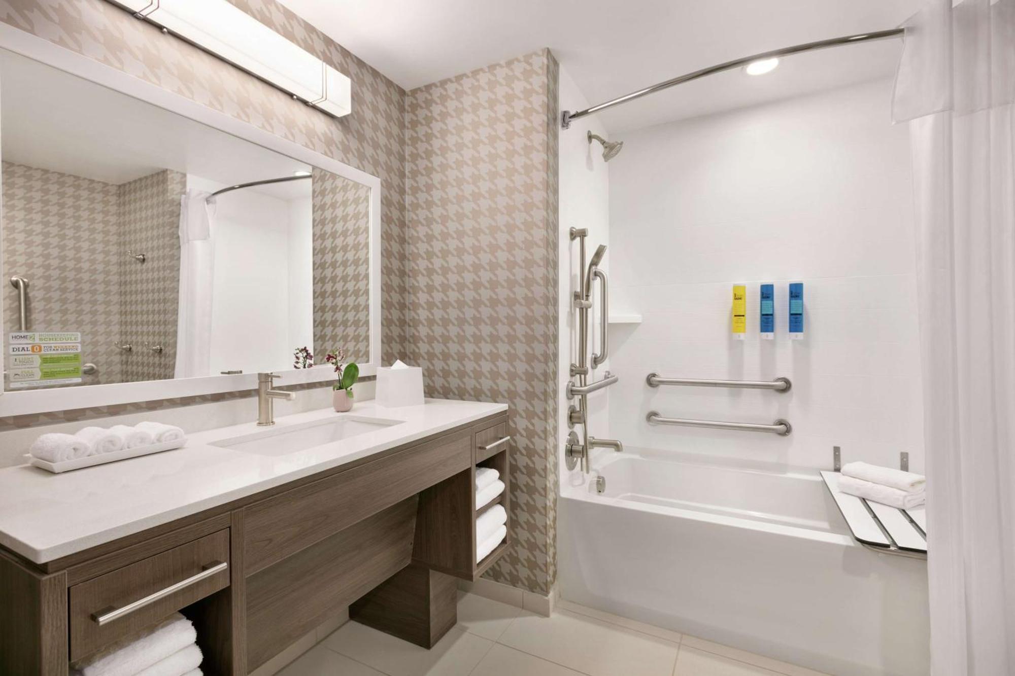 Hotel Home2 By Hilton 3*